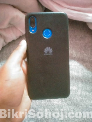 Huawei Nova 3i